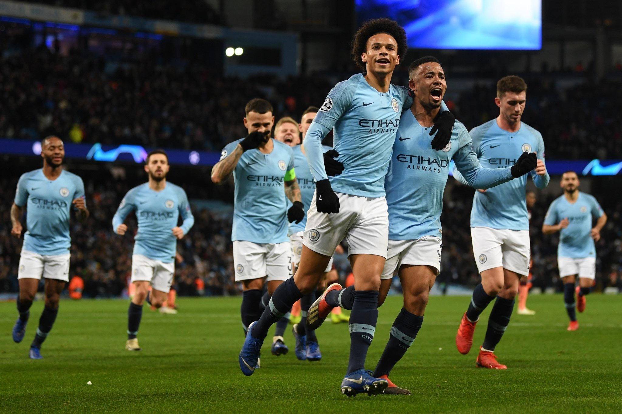 打造品牌健 打造品牌健